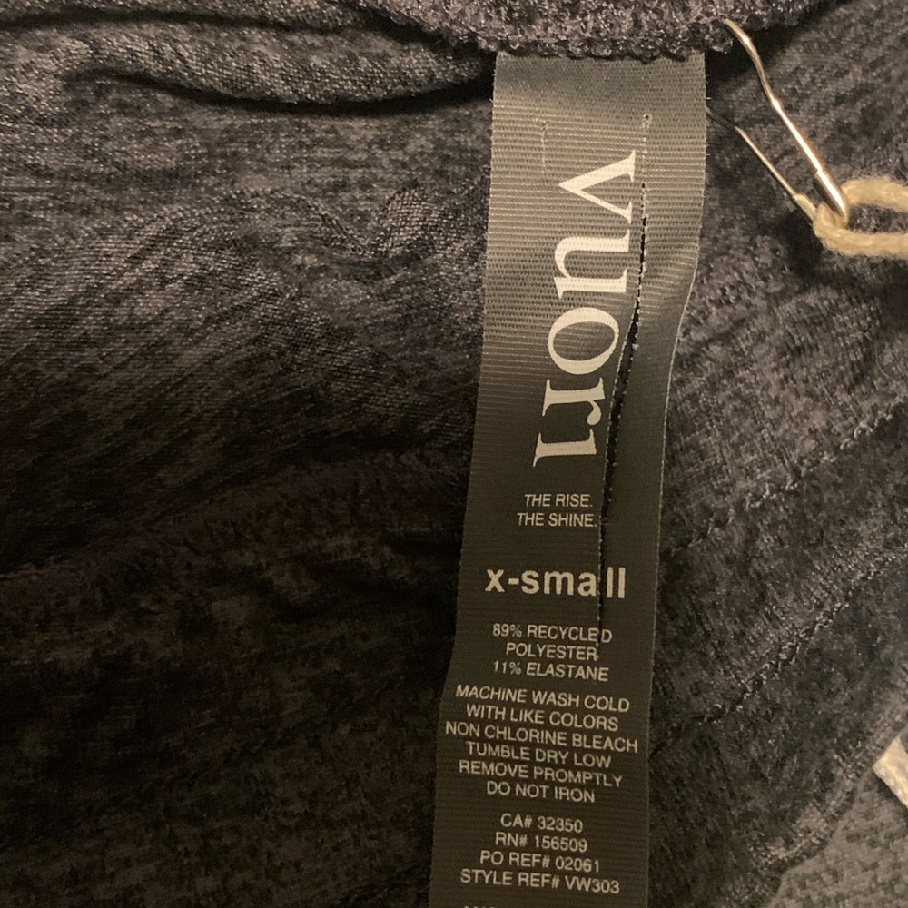Vuori Charcoal Joggers - Picture 5 of 7